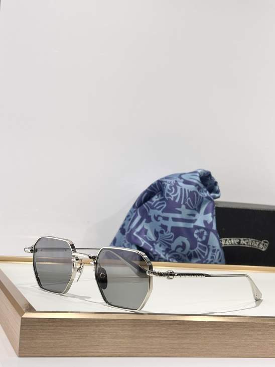 Picture of Chrome Hearts Sunglasses _SKUfw75976560fw